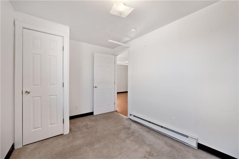 128 Wood Street Photo 28