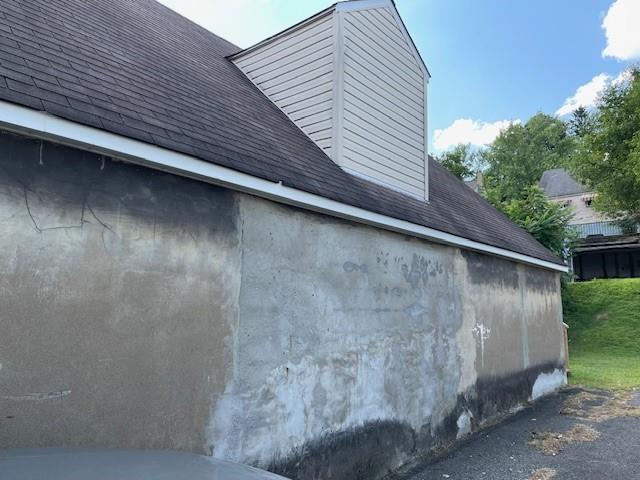 1725 Leechburg Photo 2