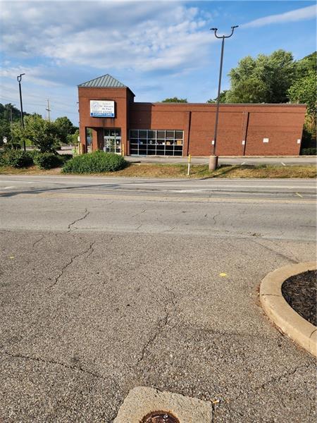 3423 Library Road Photo 2