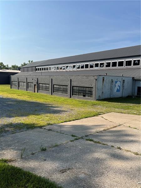 800 N Water Ave Photo 5