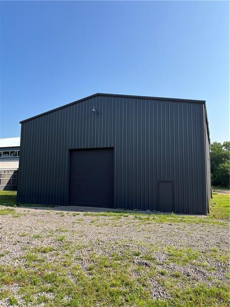 800 N Water Ave Photo 8