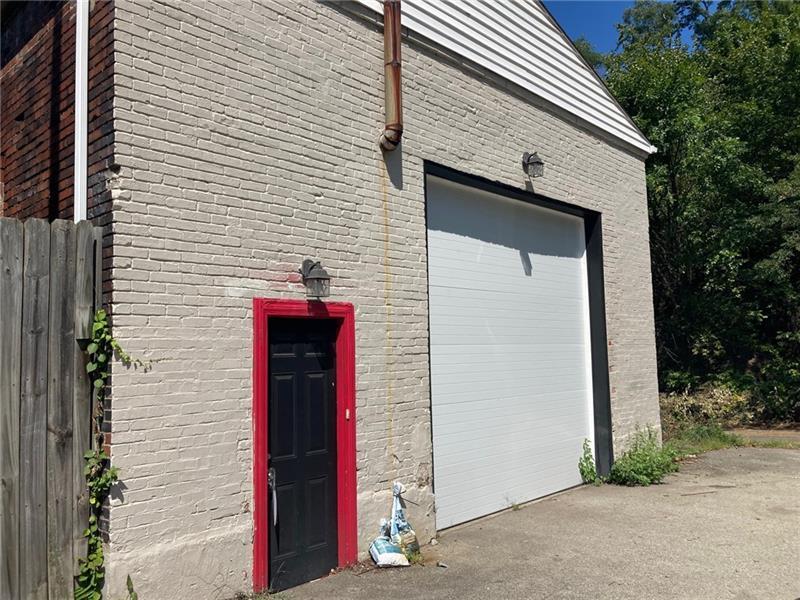 454 W 8th Ave Photo 14
