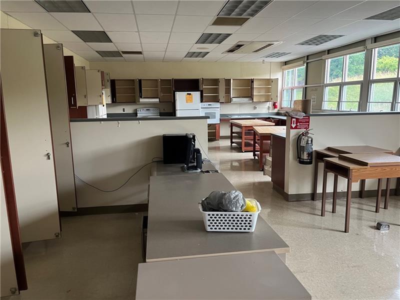 22154 Rt 18 Photo 24