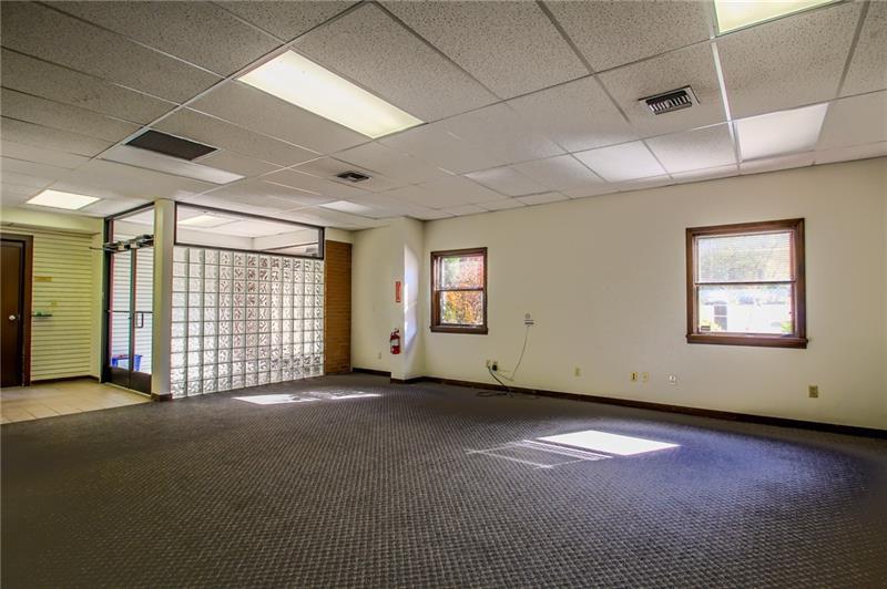921 Saw Mill Run Blvd Photo 11