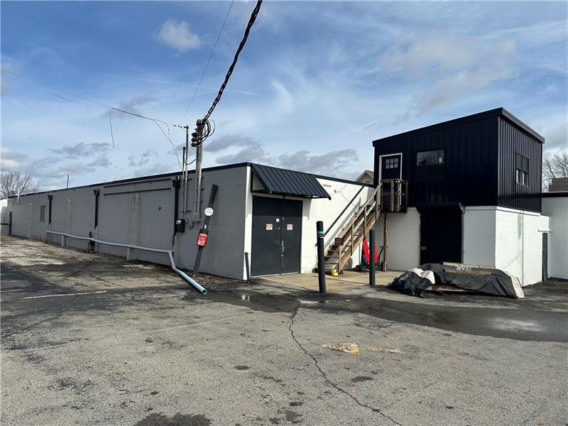 201 Grand Avenue Photo 16