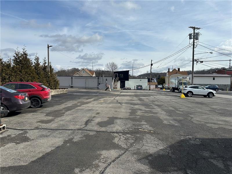 201 Grand Avenue Photo 21