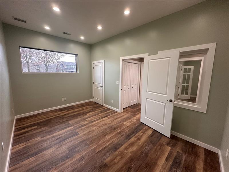 207 2nd Street Photo 10