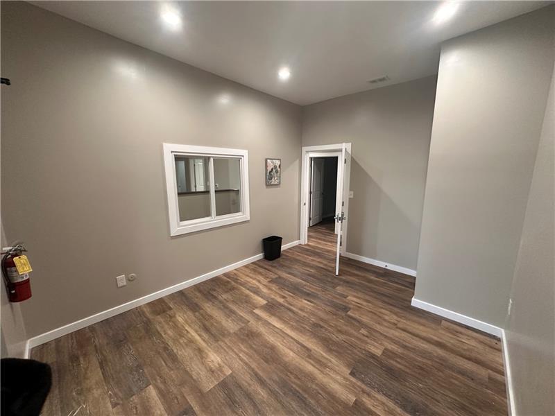 207 2nd Street Photo 4