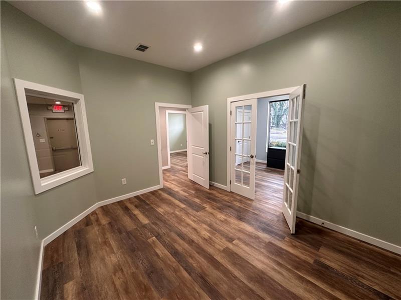 207 2nd Street Photo 8