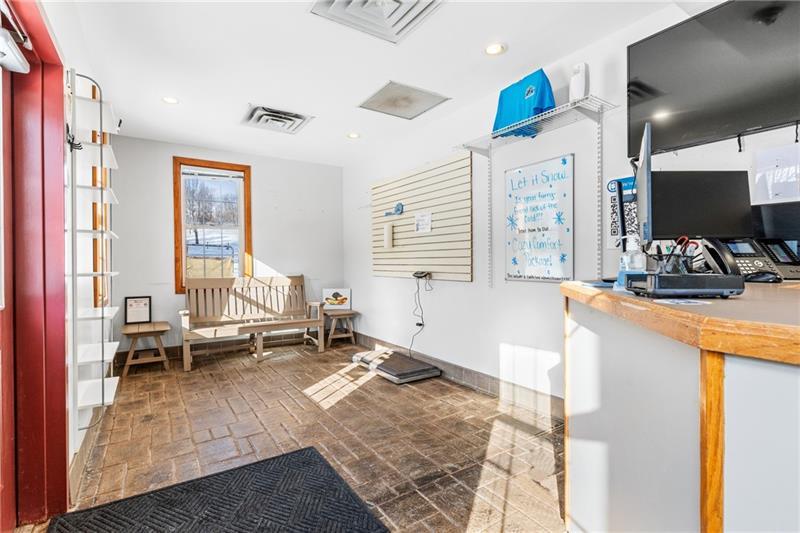 316 Noll Road Photo 31