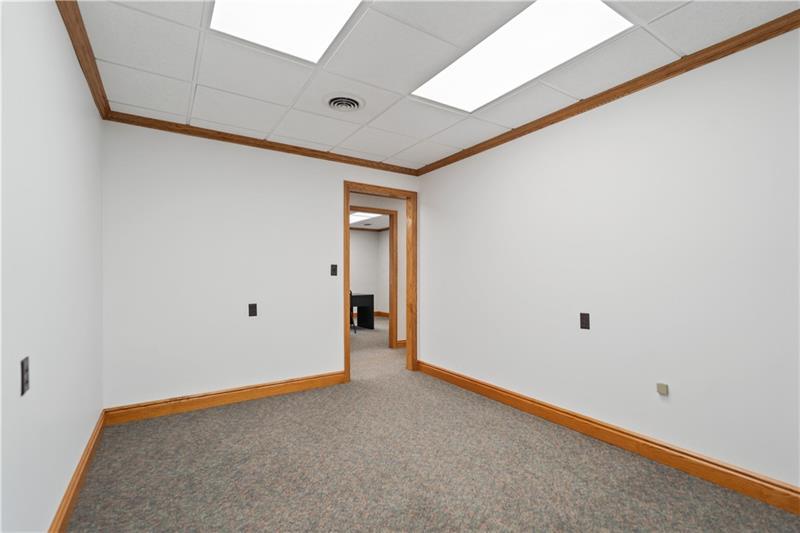 114 Oil Lane Photo 15
