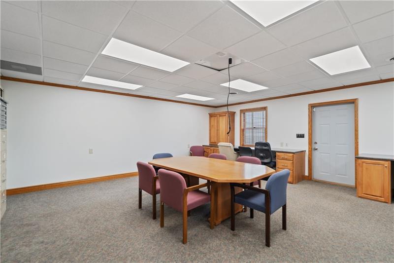 114 Oil Lane Photo 22