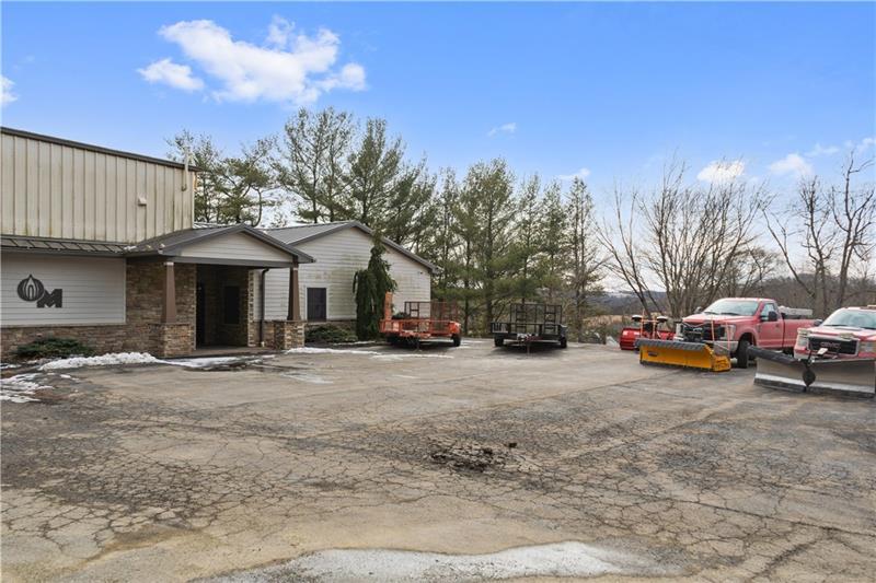 114 Oil Lane Photo 31