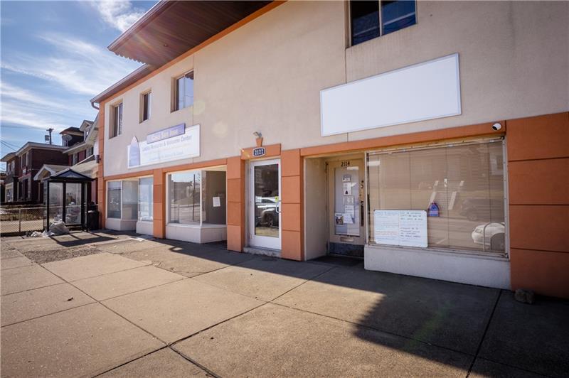 2114-2118 Broadway Ave Photo 3