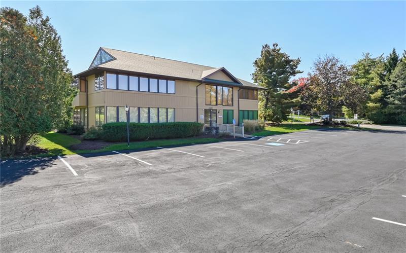 2857 Oxford Boulevard Photo 1
