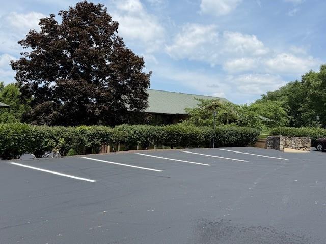 2857 Oxford Boulevard Photo 40