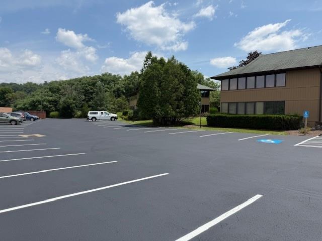 2857 Oxford Boulevard Photo 43