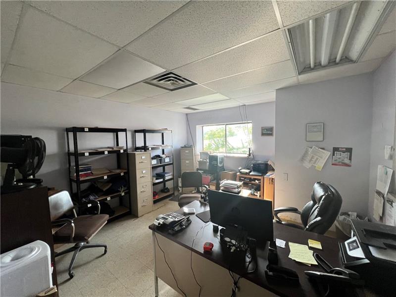 566 - 568 Tomato Drive Photo 6