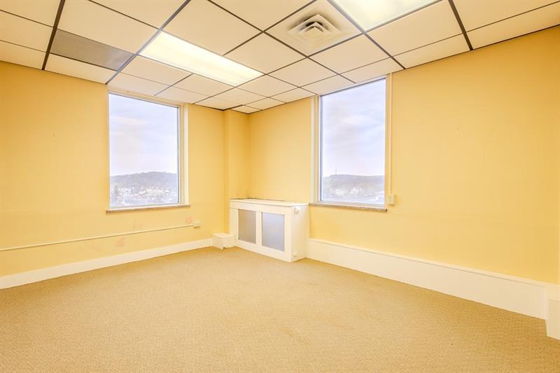 816 Ligonier Street, Suite 600 Photo 17