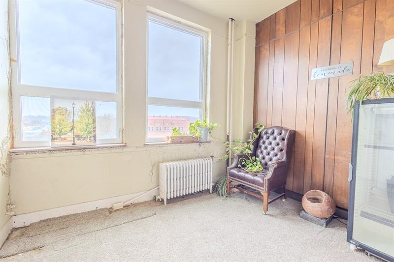 816 Ligonier Street, Suite 402 Photo 13
