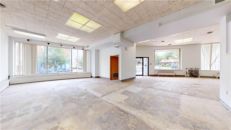 152 Grant Avenue Photo 11