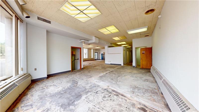 152 Grant Avenue Photo 13