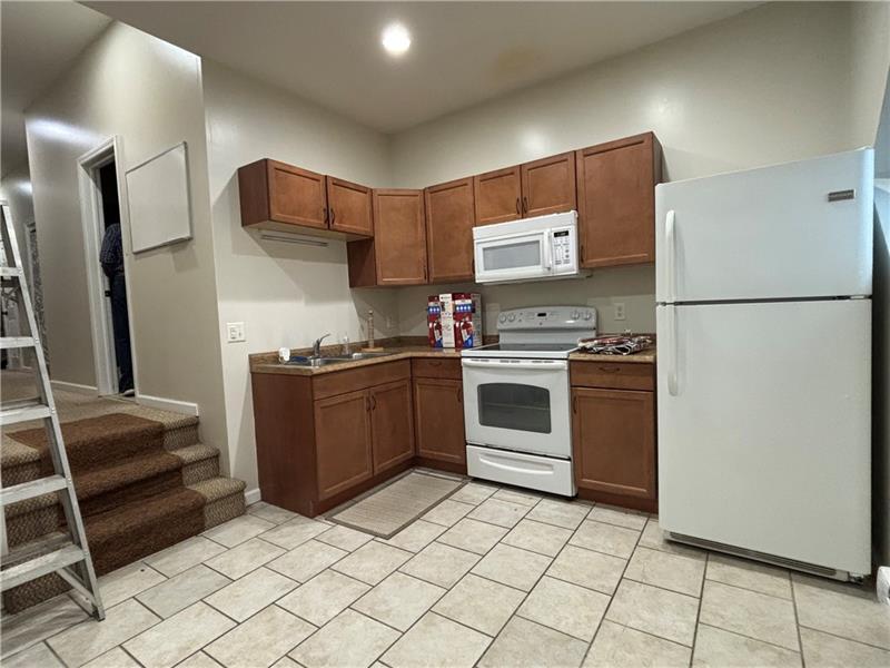 214 3rd St