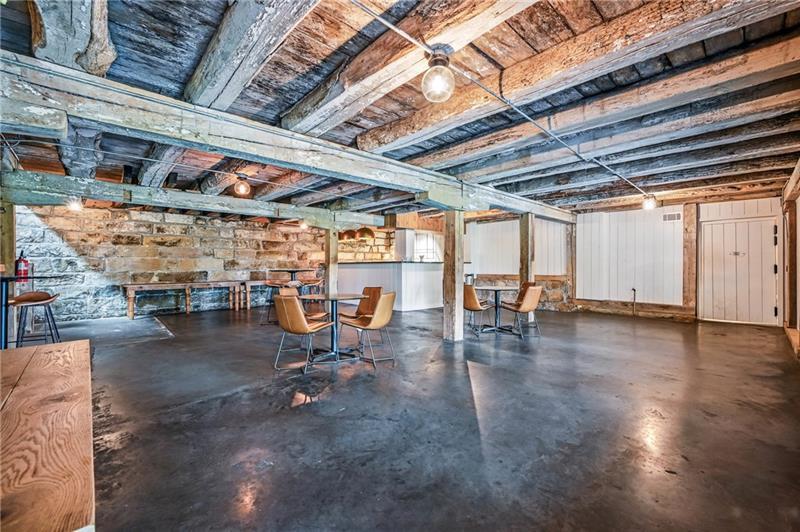 141 Black Rd Photo 13