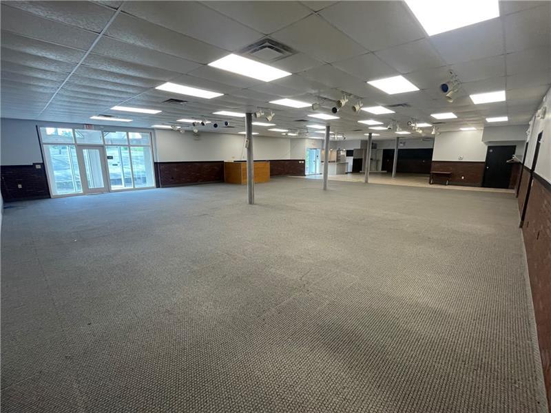 1139 N Main Street Ext Photo 14