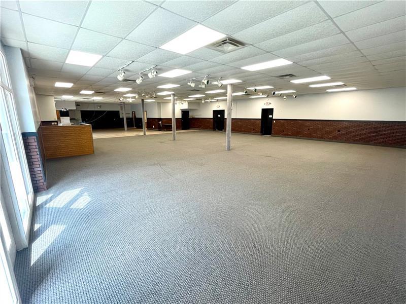 1139 N Main Street Ext Photo 15