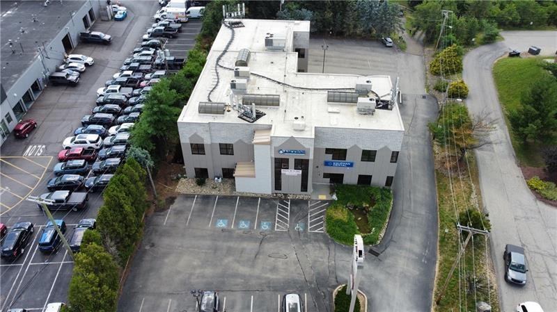 10431 Perry Highway Photo 11