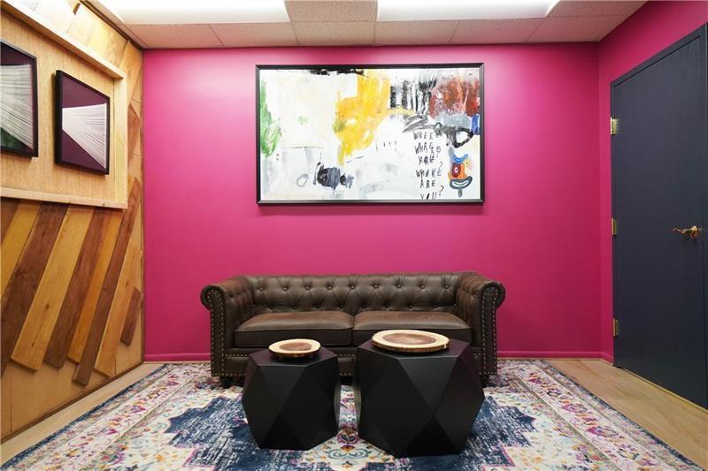 10431 Perry Highway Photo 20