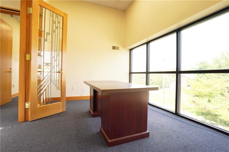 10431 Perry Highway Photo 36