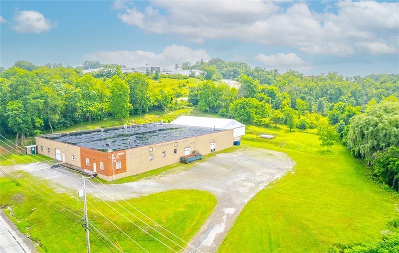 55-57 Mark Drive Photo 3