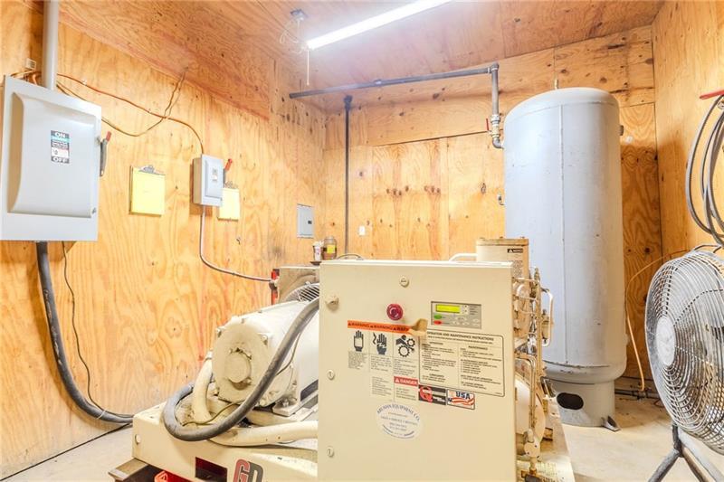 55-57 Mark Drive Photo 31