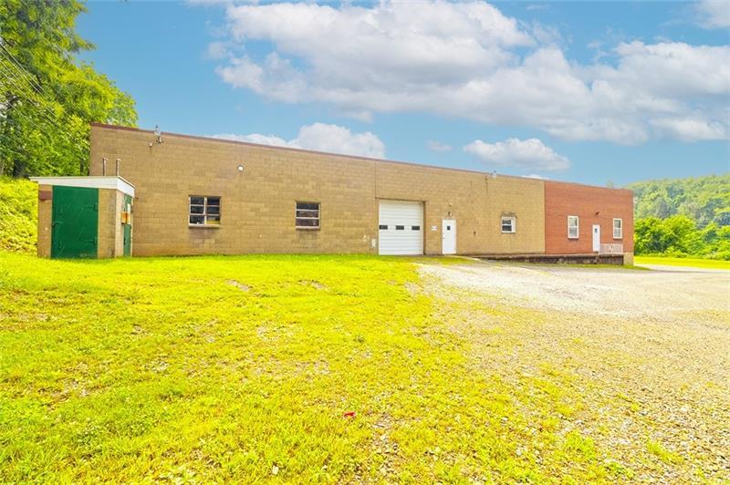 55-57 Mark Drive Photo 32