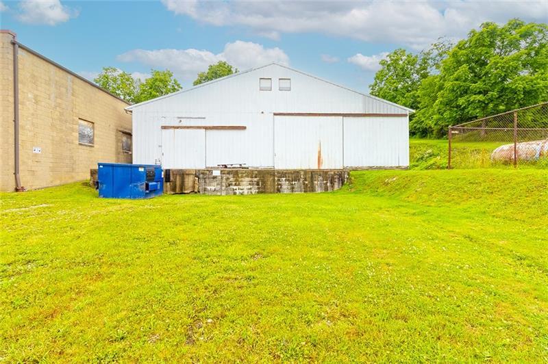 55-57 Mark Drive Photo 37