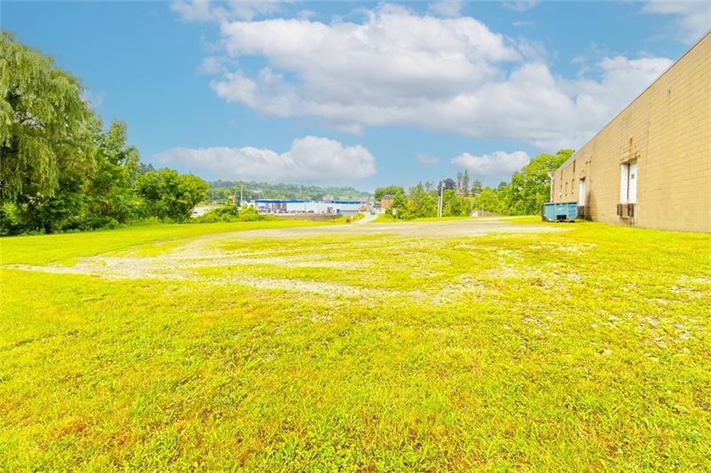 55-57 Mark Drive Photo 38