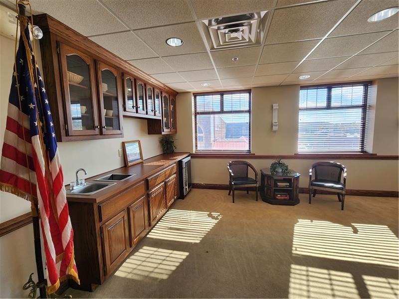 19 E Washington St #4