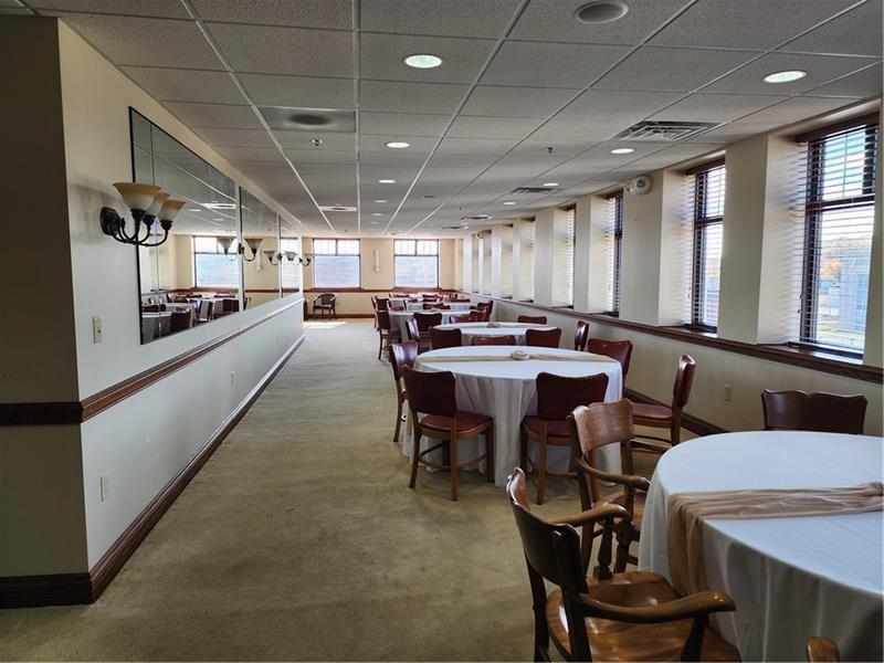 19 E Washington St #4