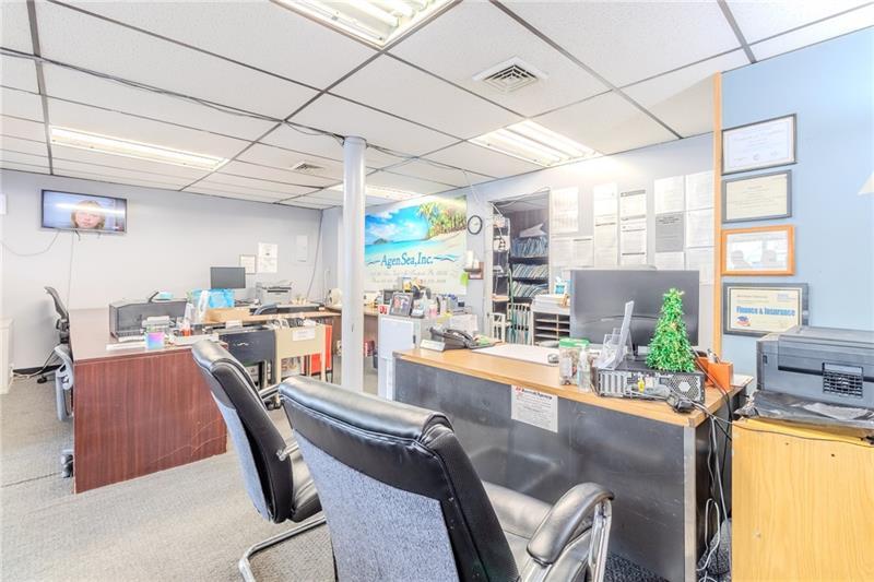 1154 5th Ave Photo 13