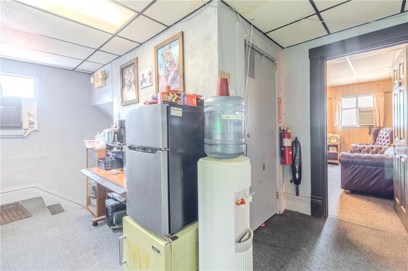 1154 5th Ave Photo 16