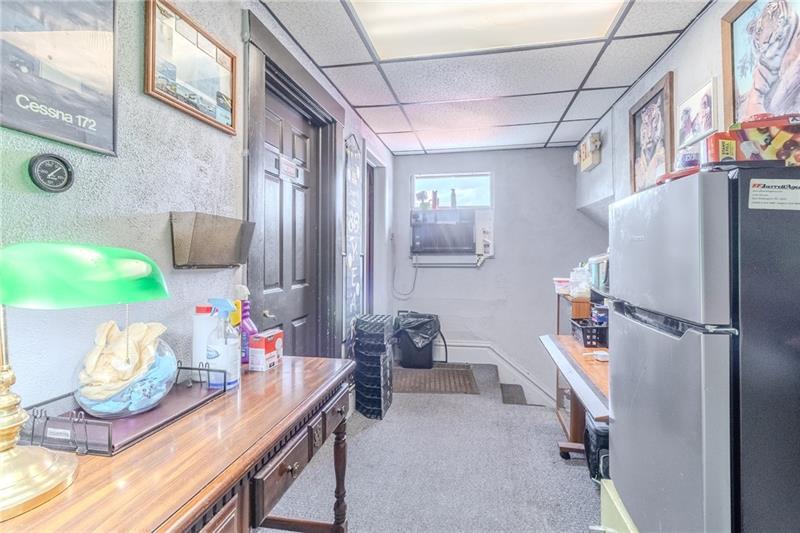 1154 5th Ave Photo 20