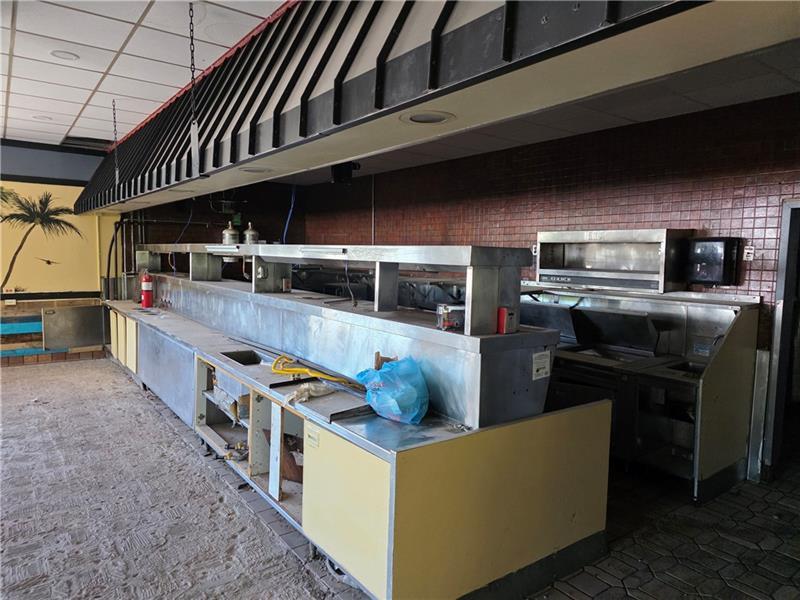 200 Sheffield Dr Photo 14