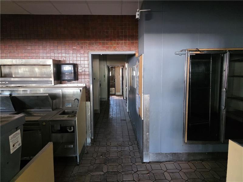 200 Sheffield Dr Photo 15