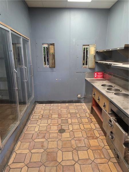 200 Sheffield Dr Photo 18