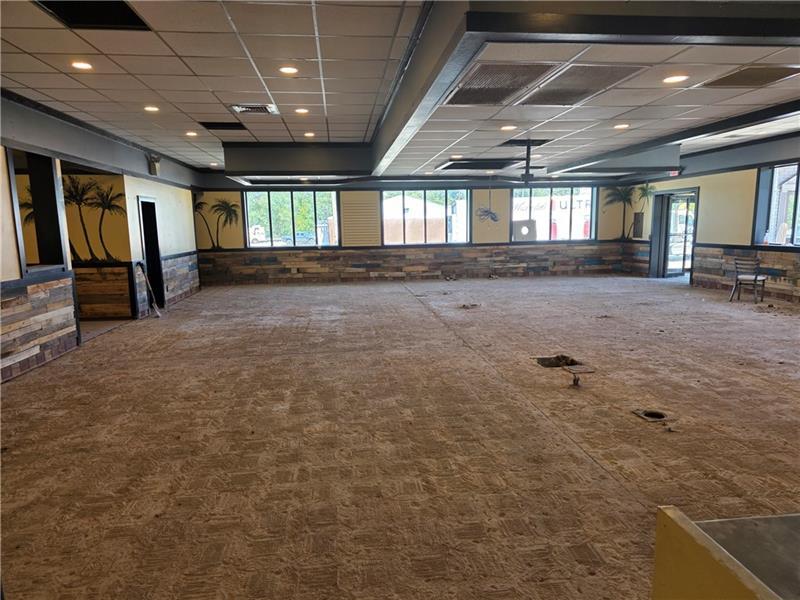 200 Sheffield Dr Photo 8