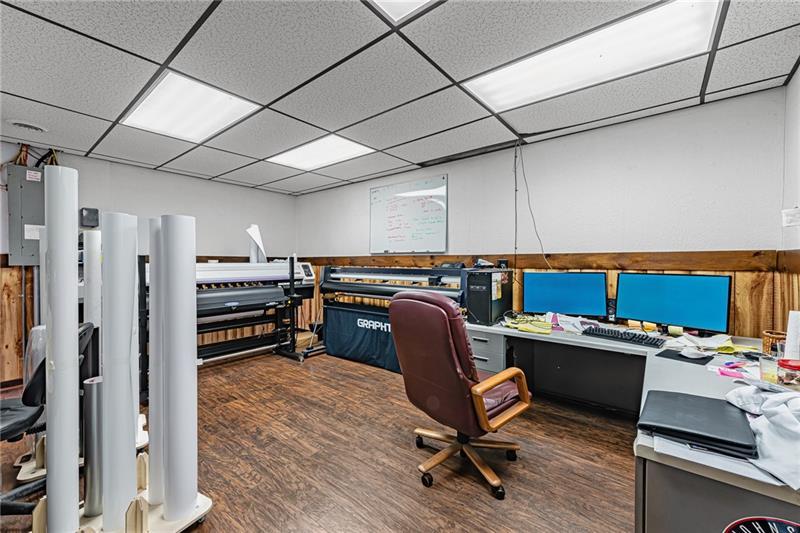 629 Scalp Avenue Photo 28