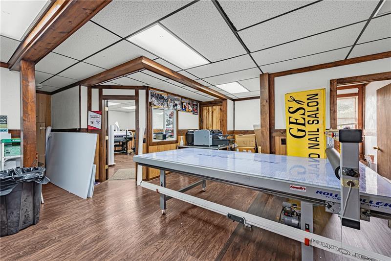 629 Scalp Avenue Photo 31