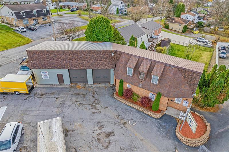 629 Scalp Avenue Photo 4